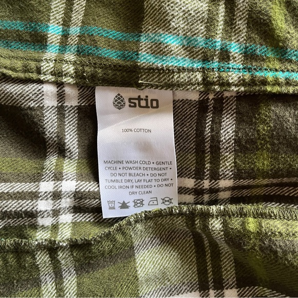 👔 Stio Women’s Willow Flannel Shirt - Picture 3 of 7